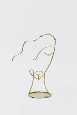 Face-shaped jewelry box made of steel