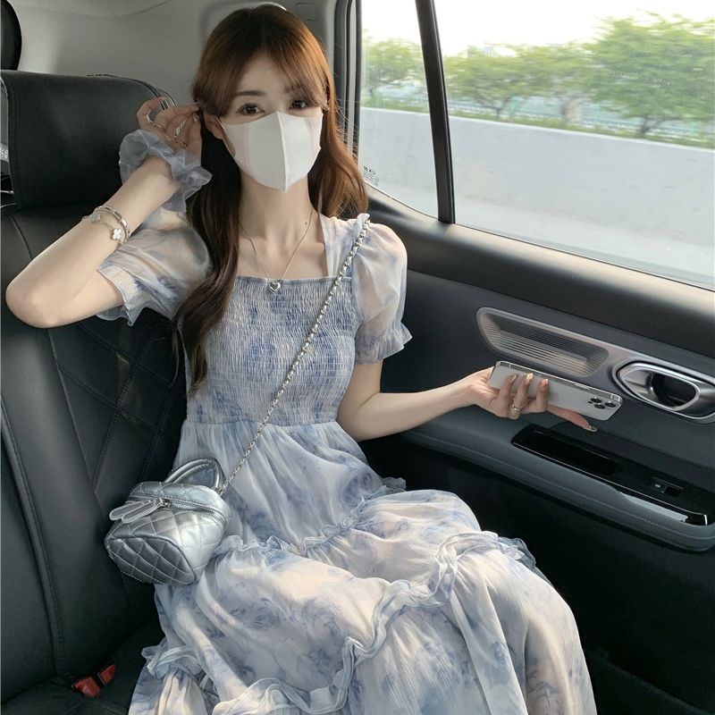 Afternoon Tea Dress with Bubble Sleeves and Floral Print