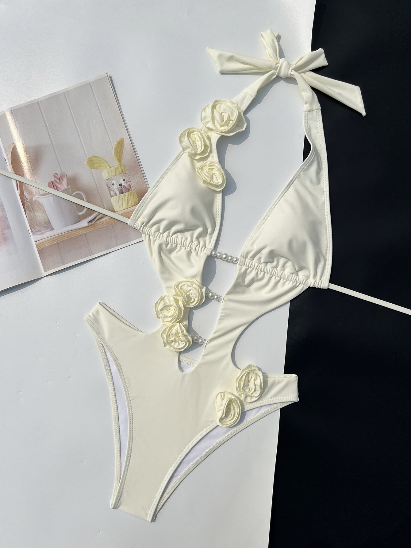 Womens Solid-color Three-dimensional Floral Pearl One-piece Swimsuit