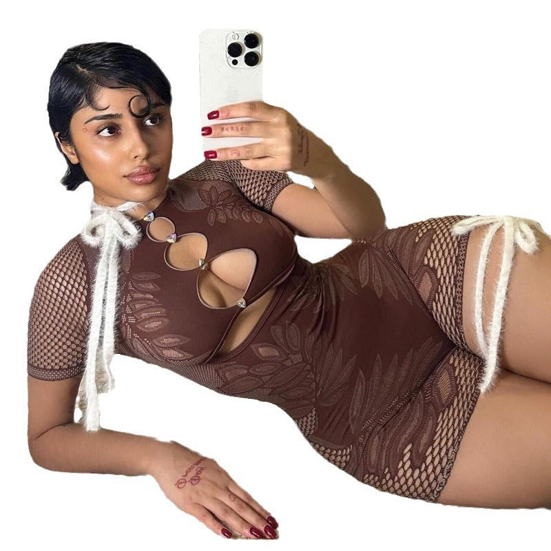 Sexy Figure-Hugging Crew-Neck Short Romper