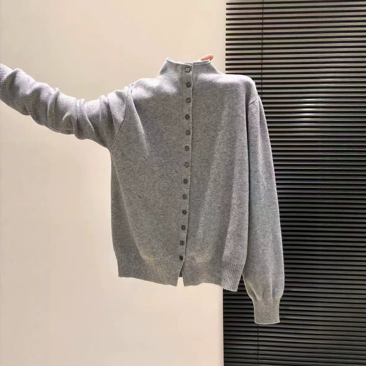 Slimming Versatile Mock-neck Knit Cardigan Sweater