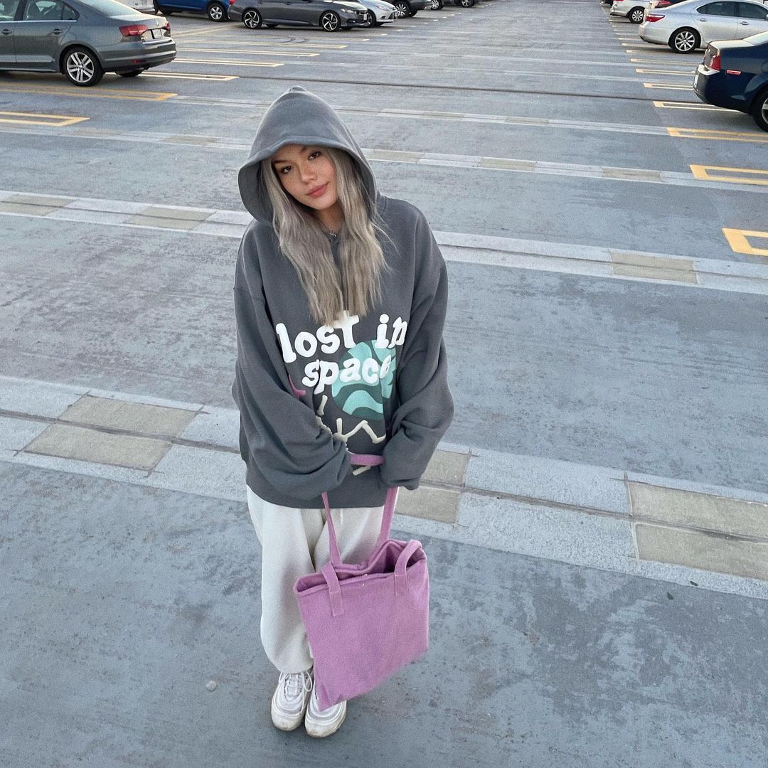 Edgy Graffiti Skull Print Fleece Hooded Sweatshirt