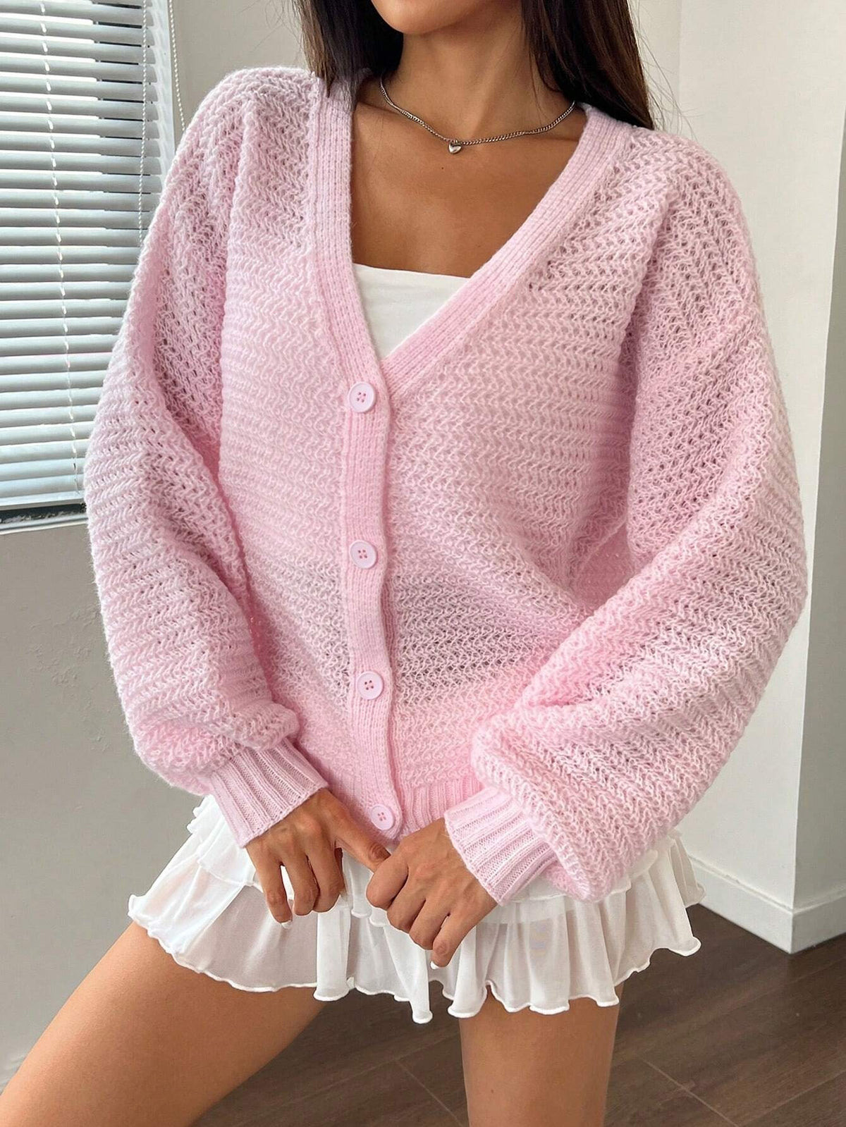 Suitable for Long Sleeved Tops in Spring and Autumn