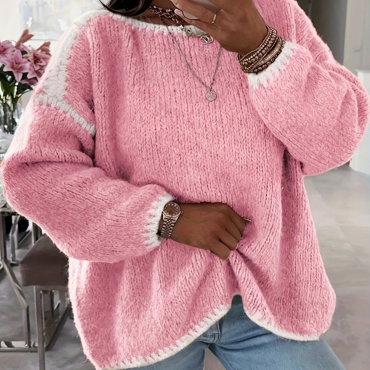 Female Loose and Casual Off-the-shoulder Solid-color Sweater