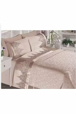 French Lace Piqué Bedding Set with 2 Pillows