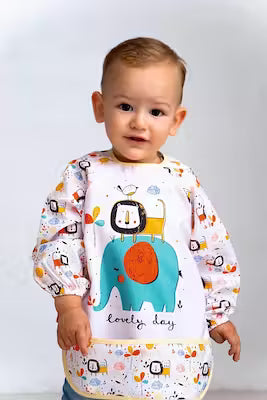Reusable baby bib with liquid-proof inner layer and anti-bacterial fabric