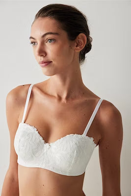 Lace Bra with Detachable Straps and Underwire