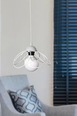 15cm diameter white metal pendant light with E27 socket