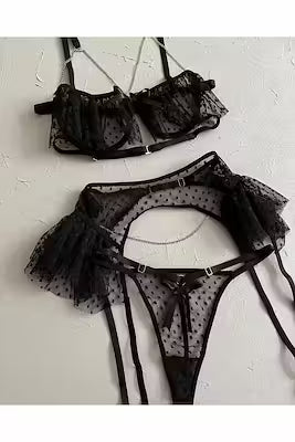 Black lace accessory set for everyday wear and special occasions