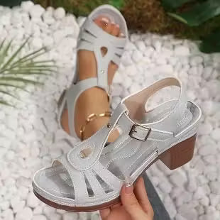 Plus-Size Wedge Sandals with Peep-Toe Design