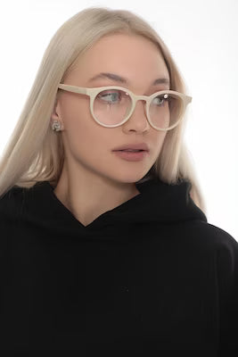 Round clear glasses for everyday wear