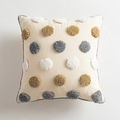 Three-dimensional Embroidered Cotton Pillowcase - image 4