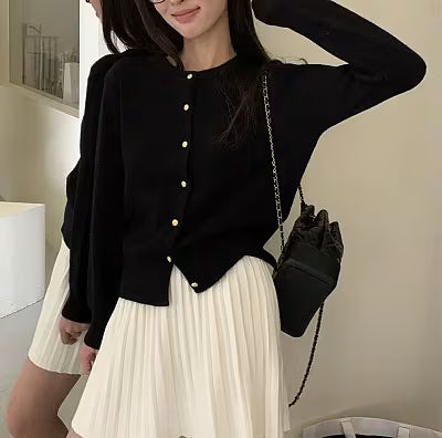 Versatile Solid-colored Cardigan Sweater Coat with Small Gold Buttons - image 5