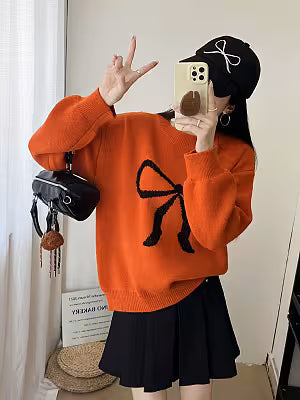 Women's Crew-neck Knitted Pullover with Bowknot Pattern