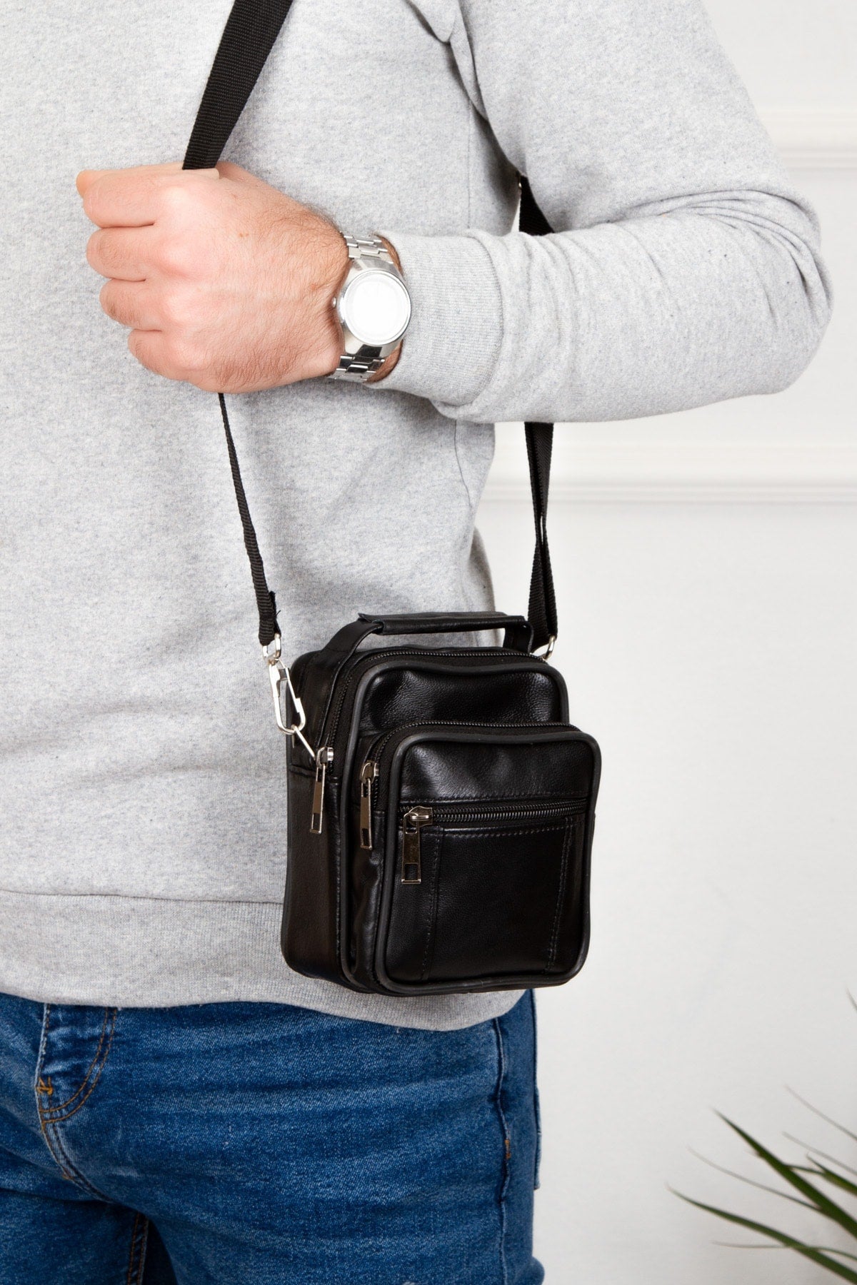 Men's Genuine Leather Shoulder Strap Hand And Shoulder Bag Black 15-12cm