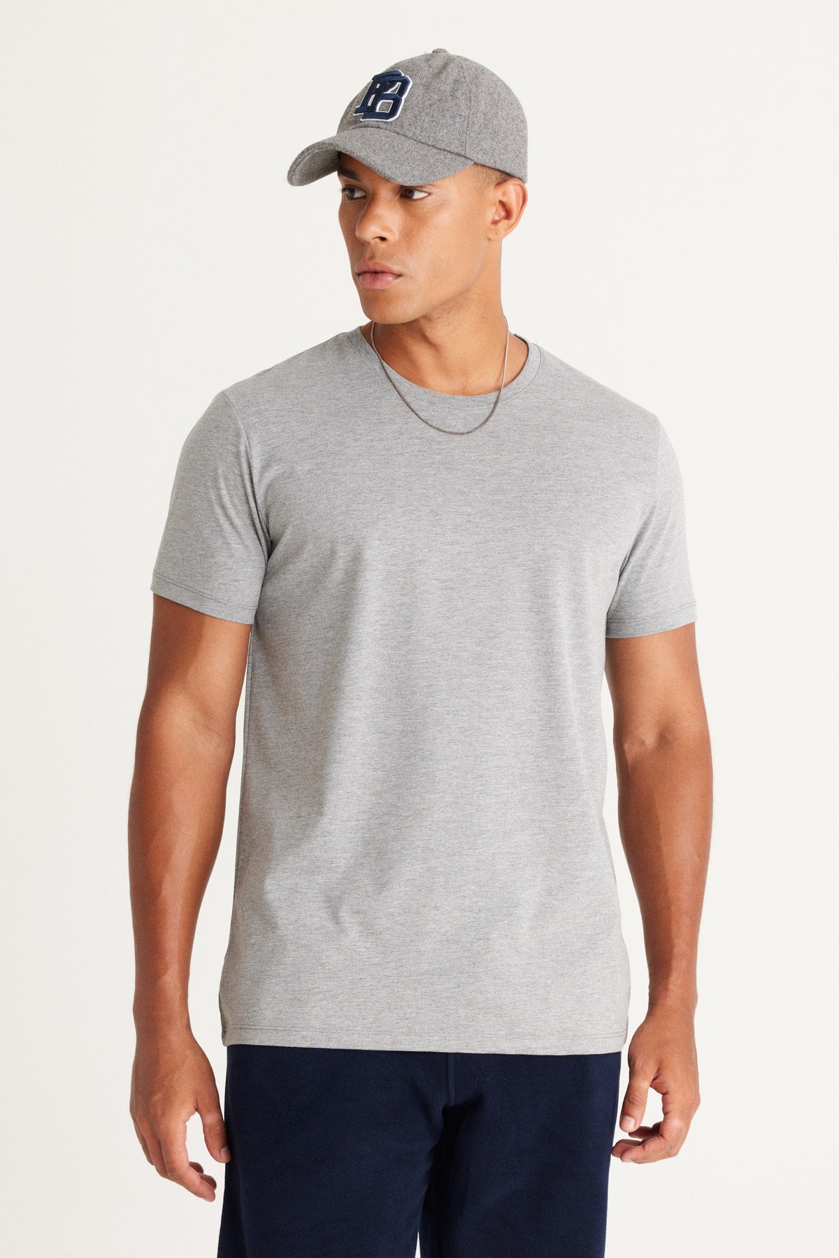 Men's Dark Gray Cotton Slim Fit Slim Fit Crew Neck Short Sleeved T-Shirt