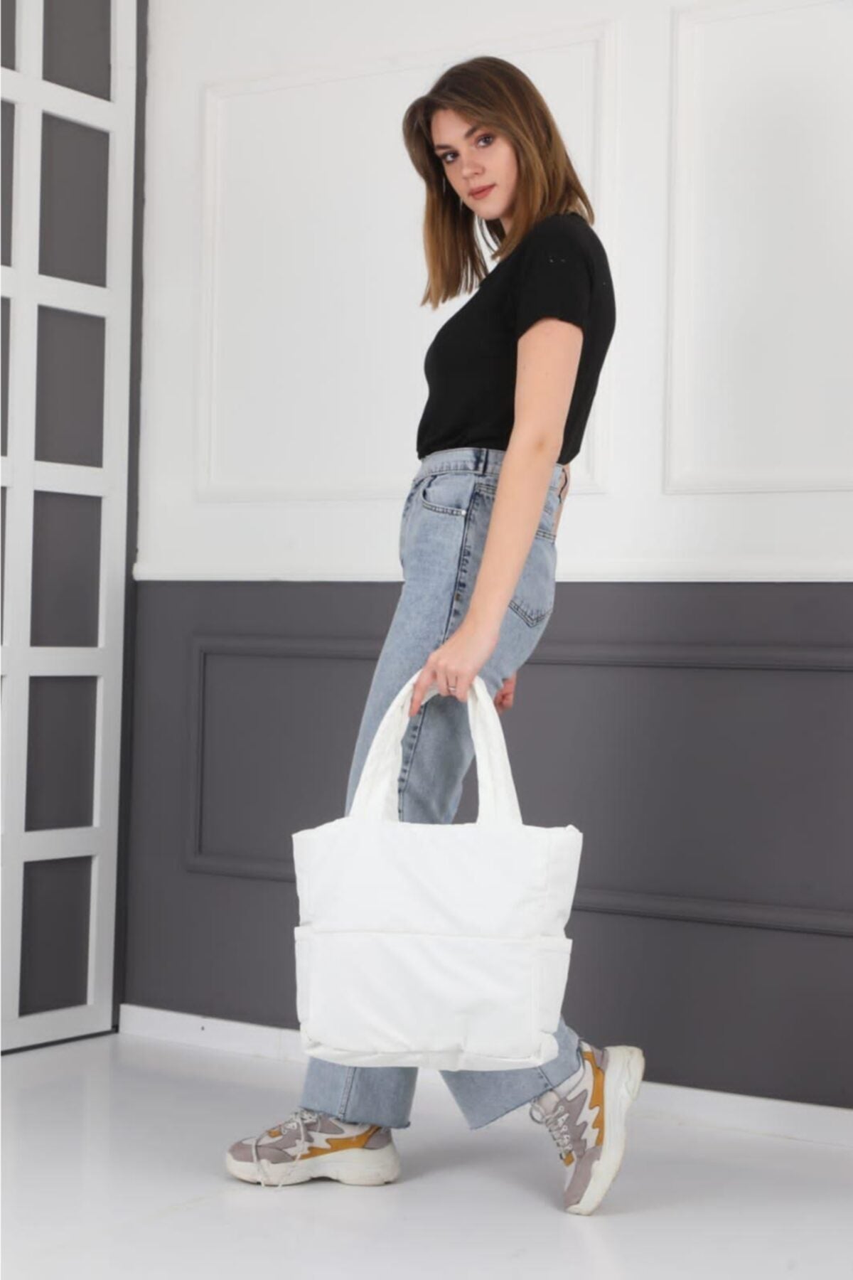 Women'S White Embossed Puff Fabric Shopper Shoulder Sleeve Bag