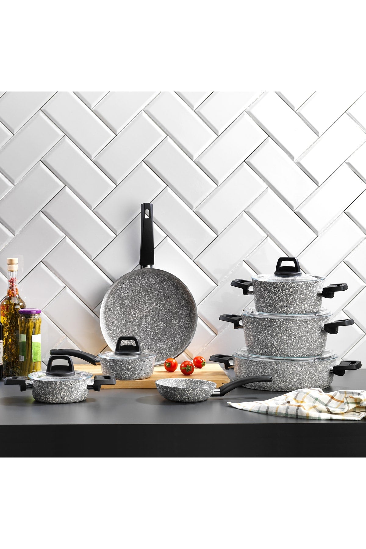 Dark Storm Yy Cookware Set 12 Pieces - Gray