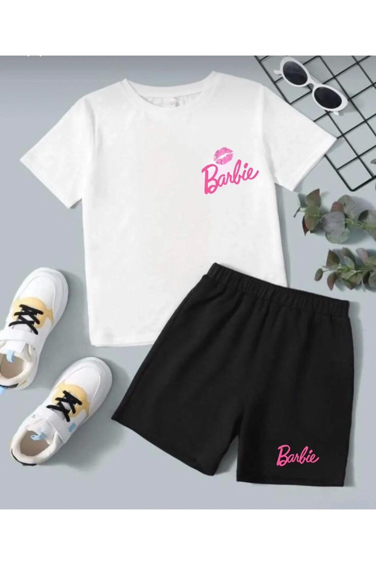 Barbie Printed Girl Shorts Set