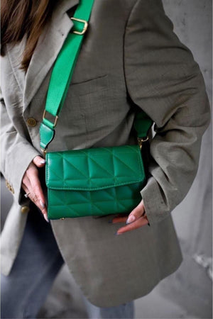 Bagbest Grüne gesteppte Umhängetasche für Damen mit Säulenriemen