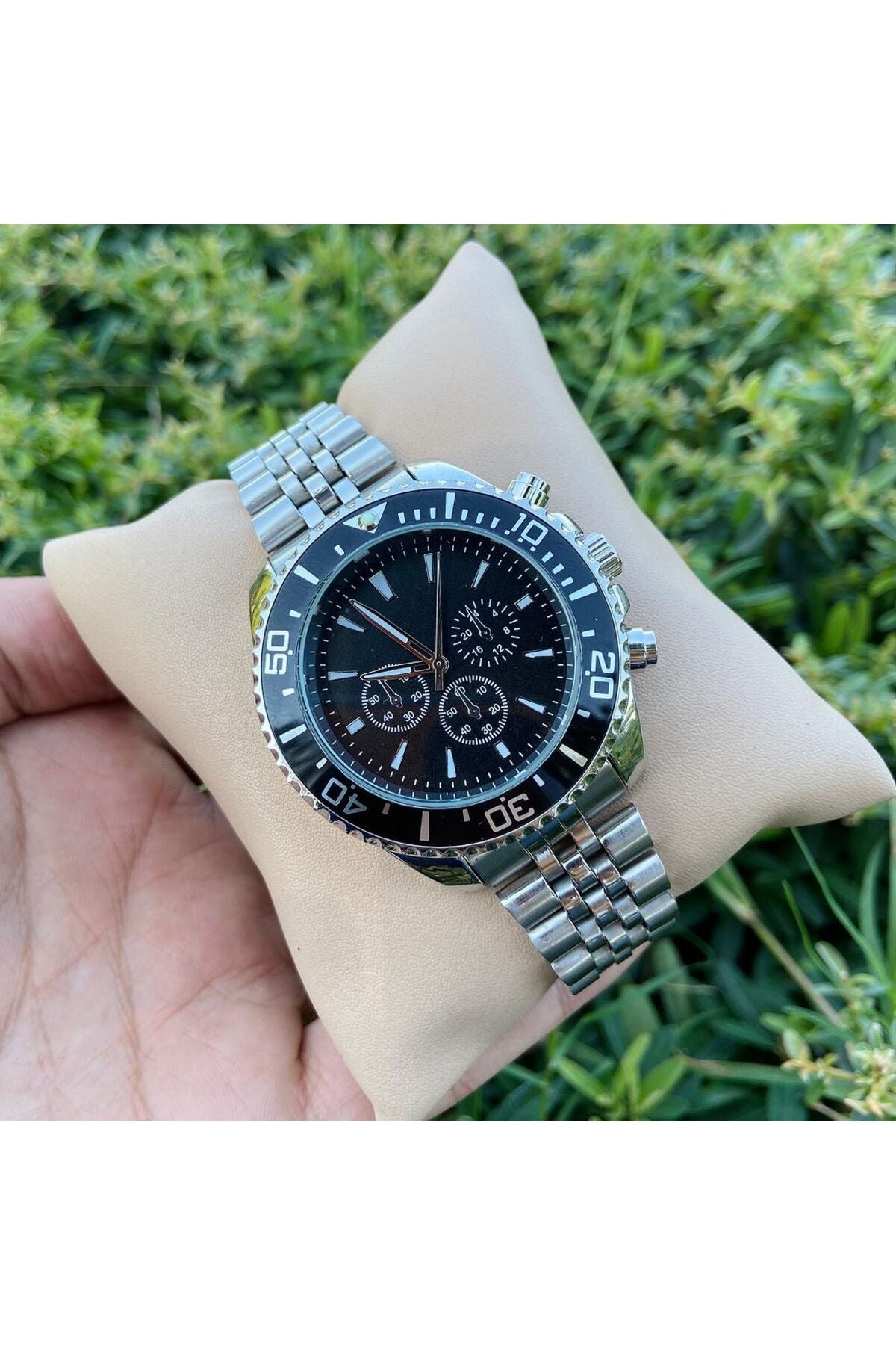 Analoge Armbanduhr aus Stahl für Herren