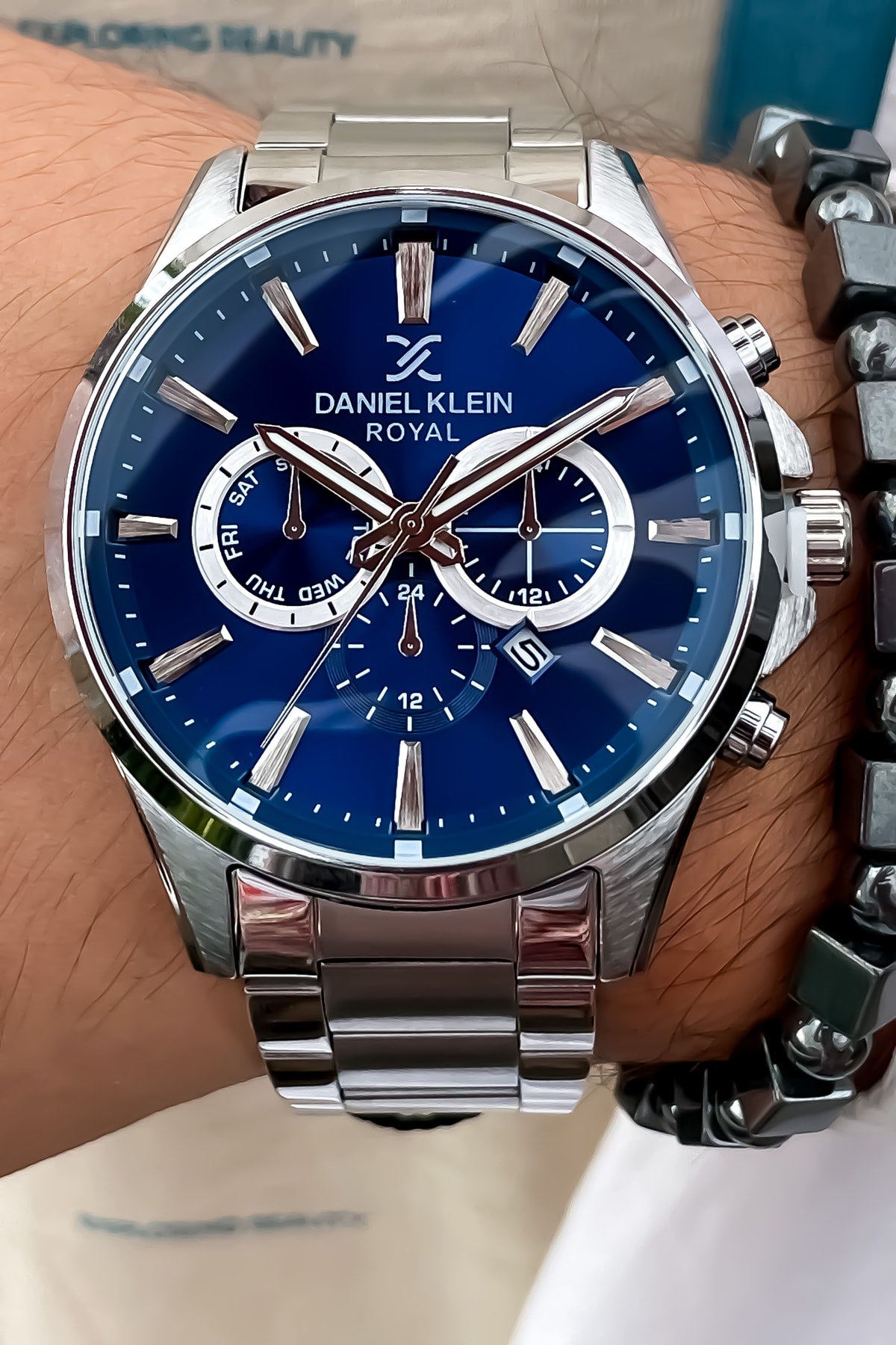 Original Brand Men'S Wristwatch And Bracelet With Gift