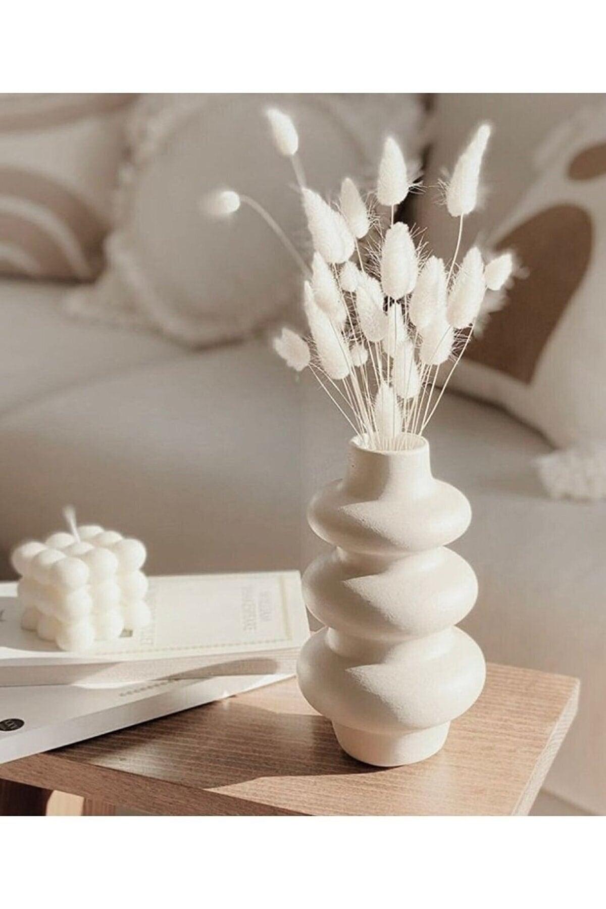 Scandinavian White Minimal Vase Twist - Swordslife