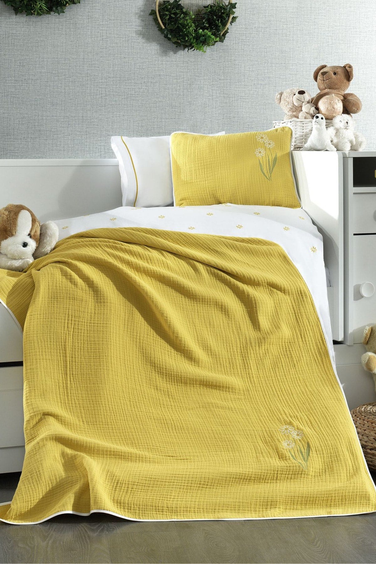 5 Piece Muslin Covered 100% Cotton Daisy Patterned Fairy Tale Mustard Baby Duvet Cover Set