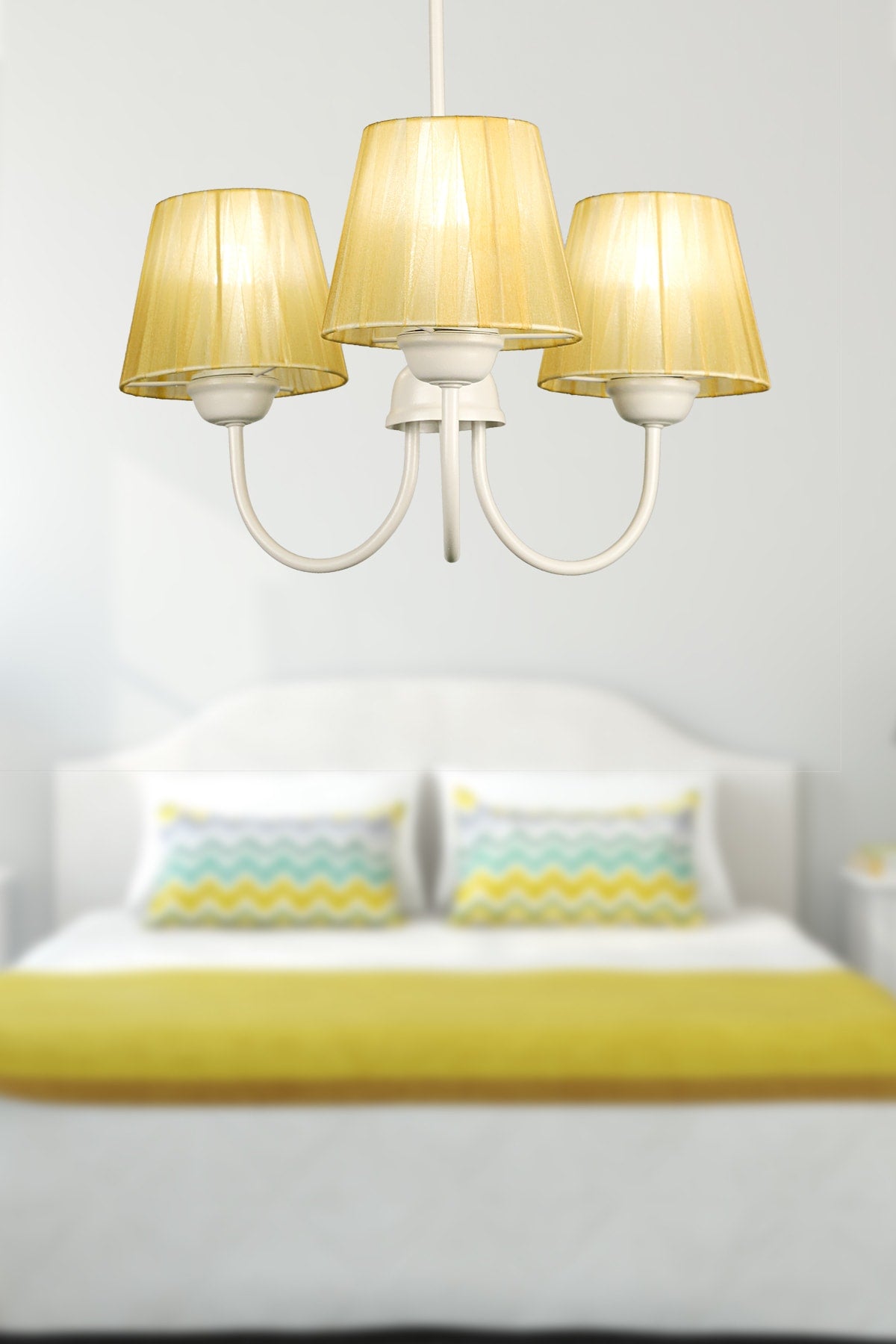 Ova 3Rd Chandelier White Yellow Hat