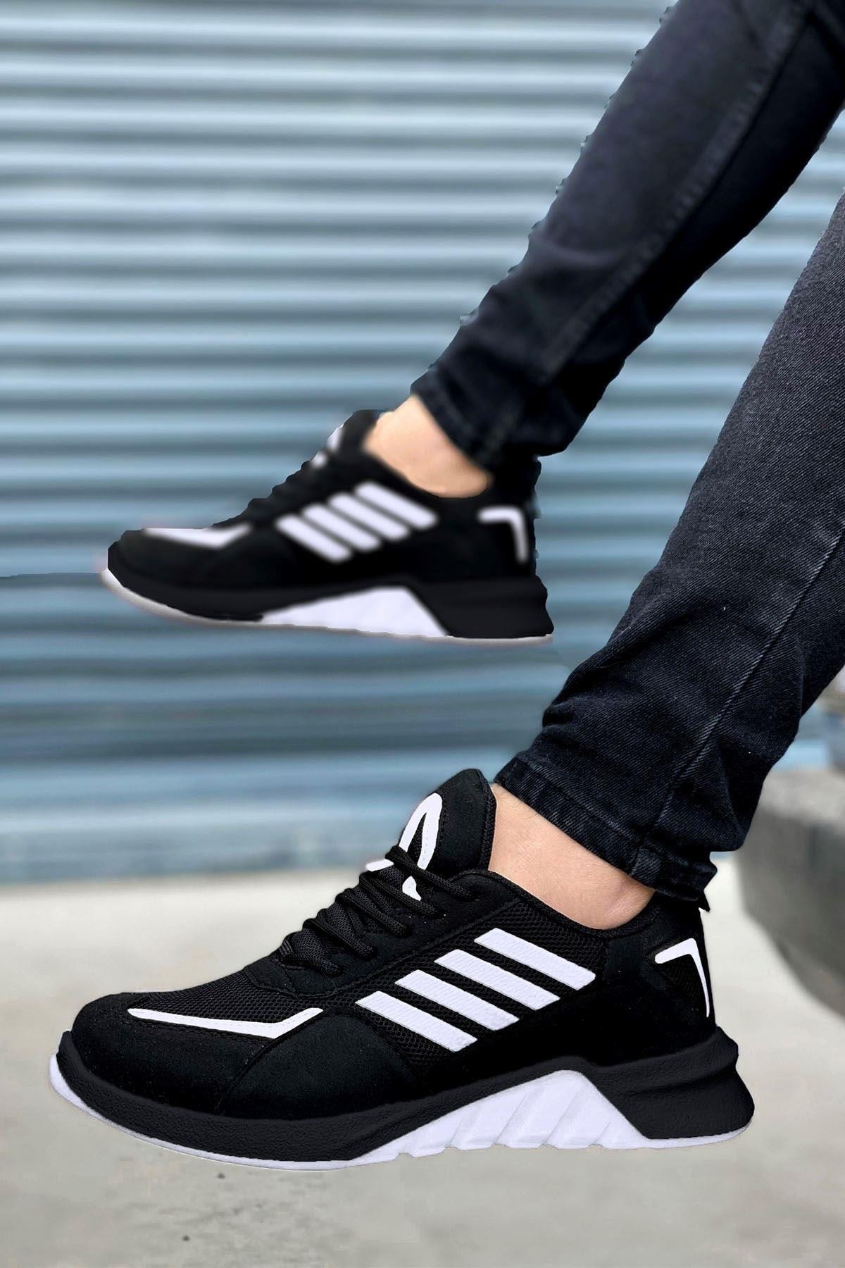 Black and White Striped Men's Sports Shoes