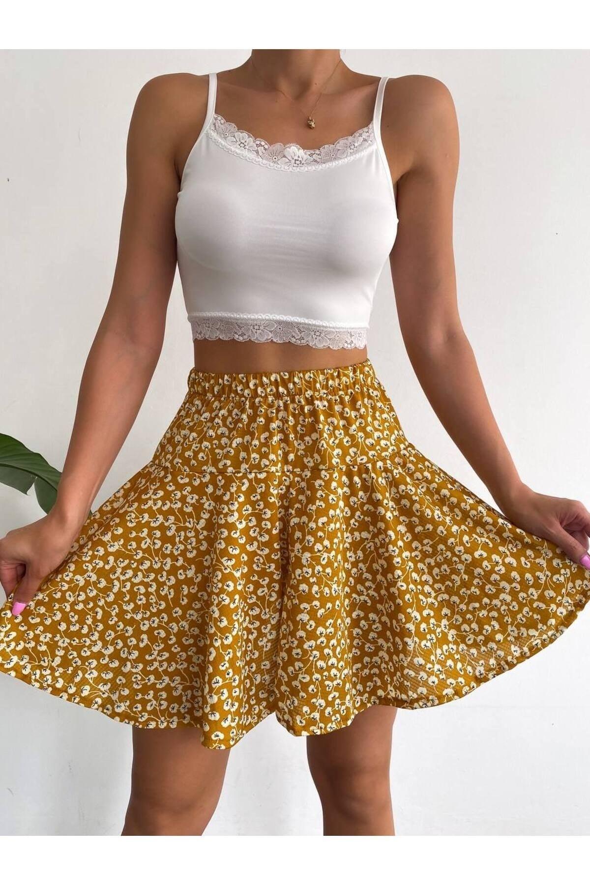 Flower Patterned Yellow Short Skirt - Swordslife