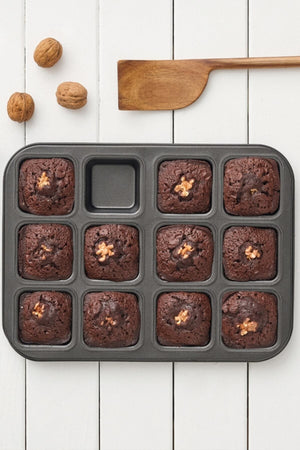 Square Brownie 12 Piece Cake Mold