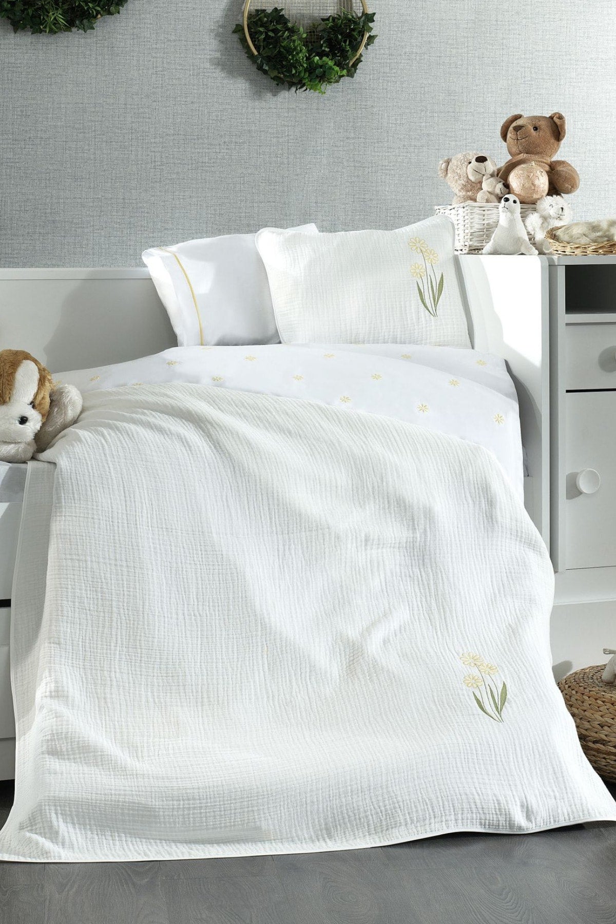 Piece Muslin Covered 100% Cotton Daisy Patterned Fairy Tale White Baby Duvet Cover Set