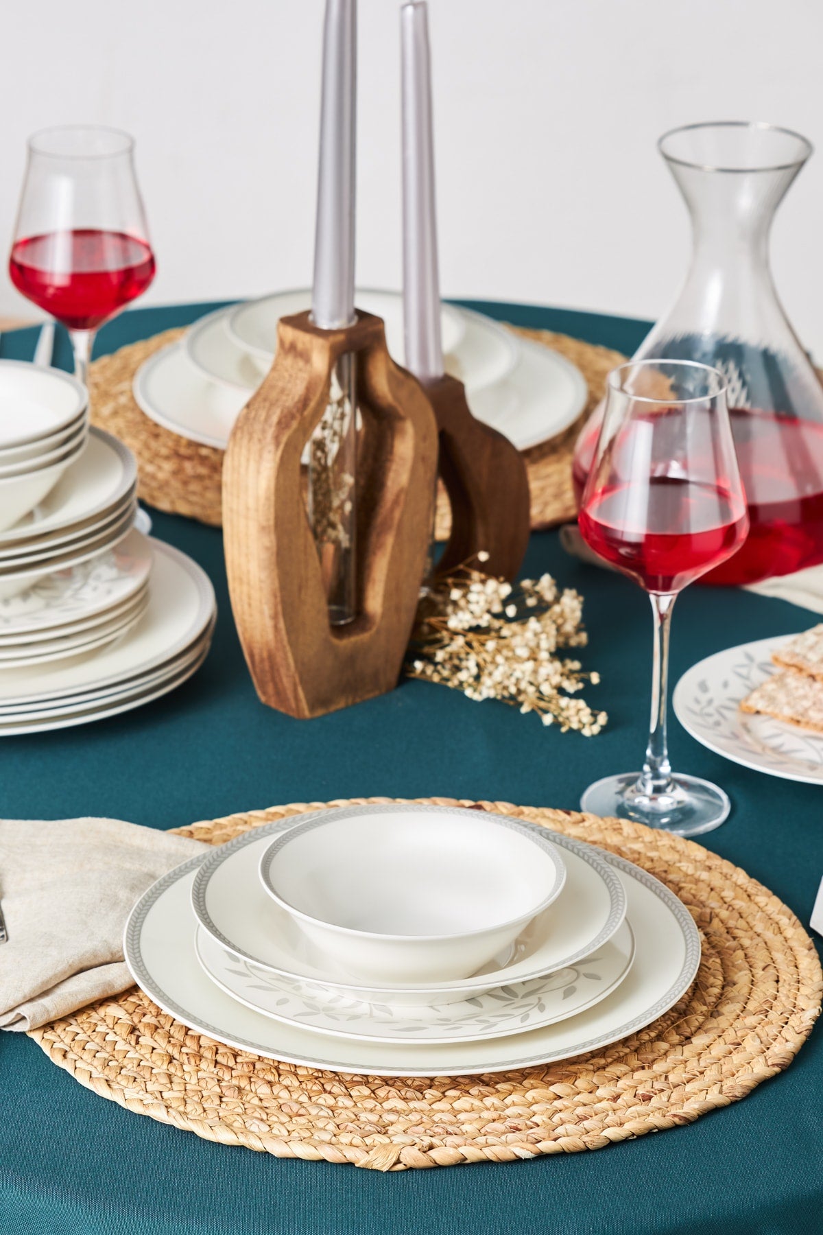 Roseanne Platinium 24 Pieces 6 Person Porcelain Dinnerware