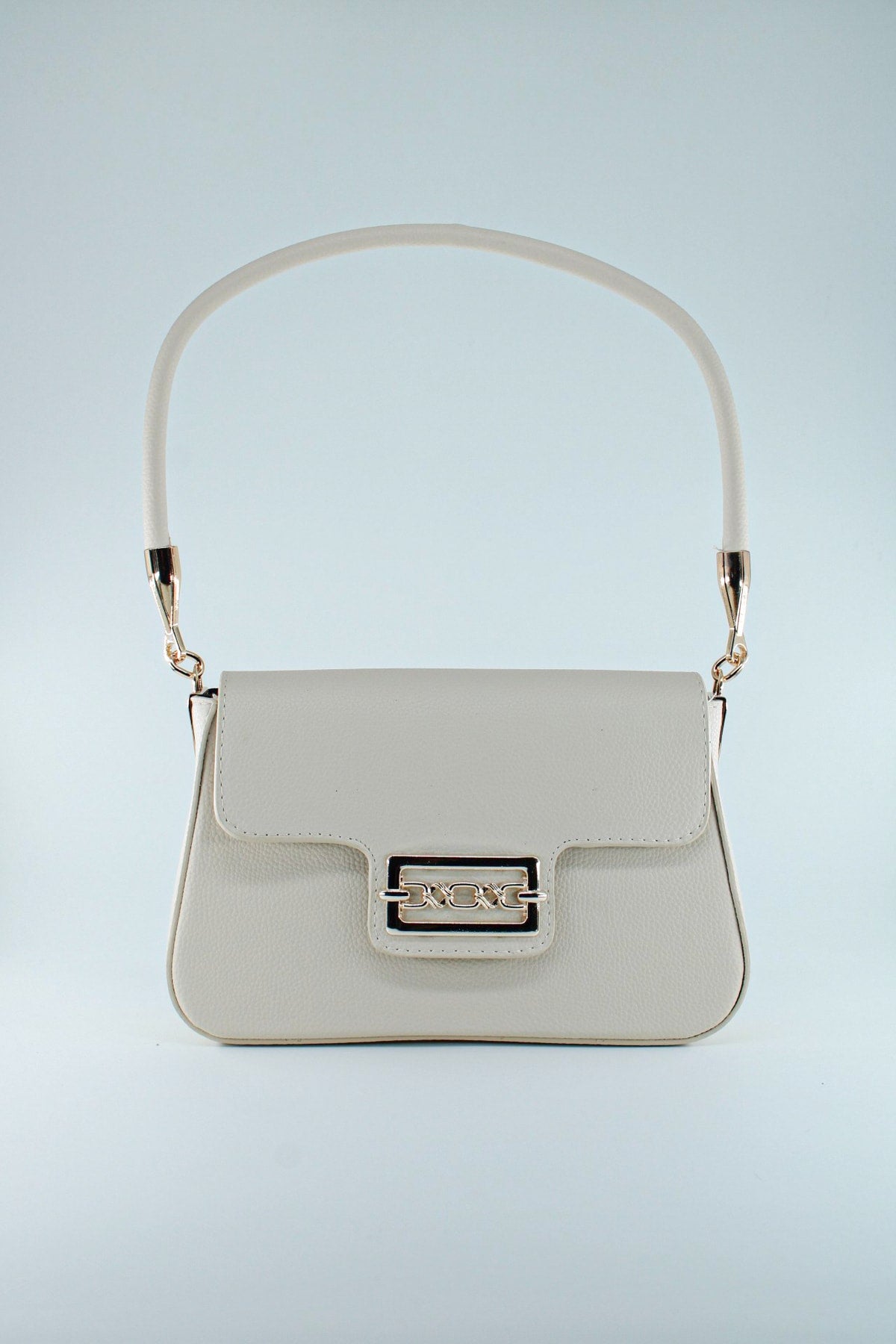 Women'S Textured Magnet Clamshell Lined Hand And Sleeve Bag