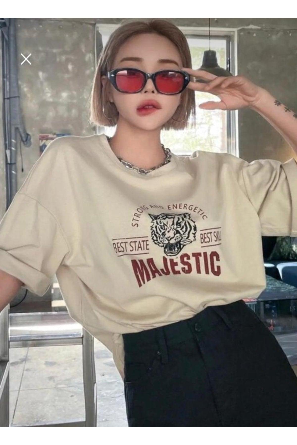 Women's Majestic Strong Printed Oversize T-shirt - Swordslife