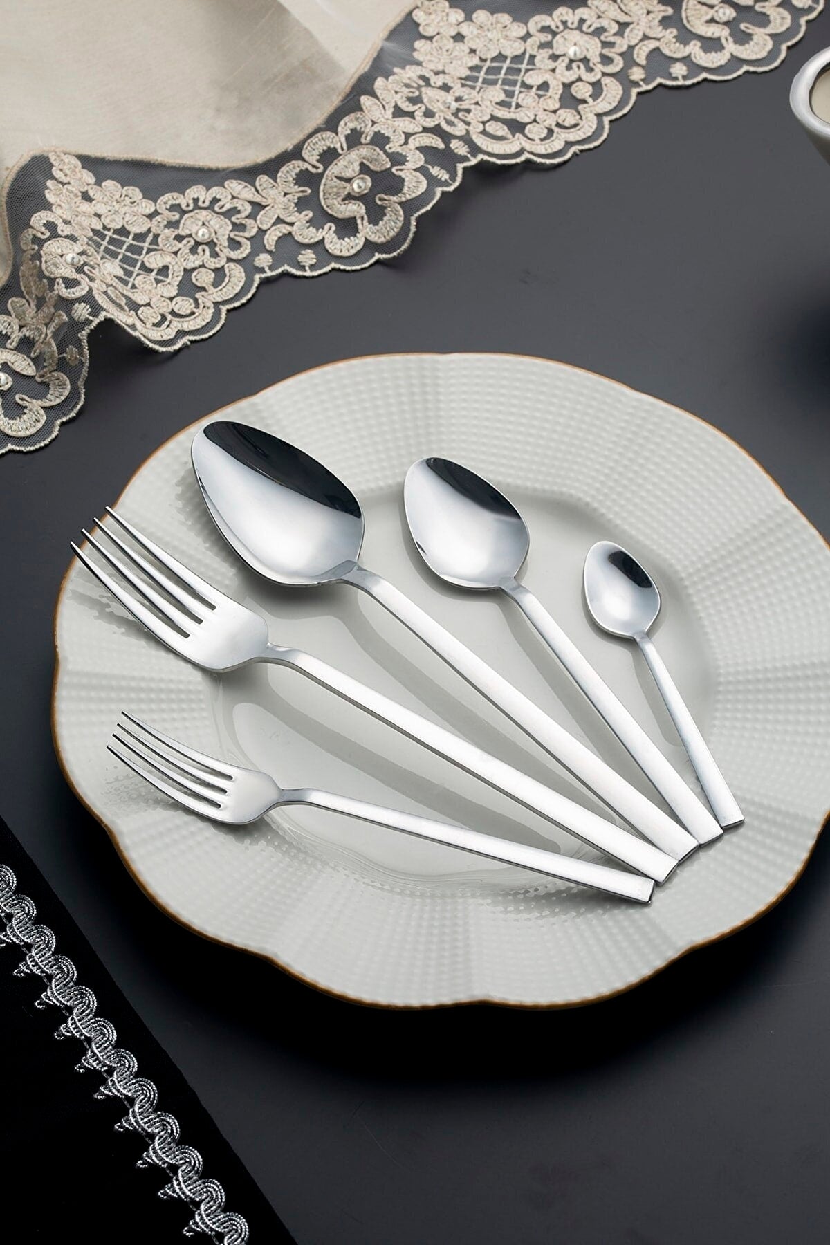 Stainless Steel 18/10 Quality 30 Piece Natural Cutlery Set For 6 Persons Straight Model