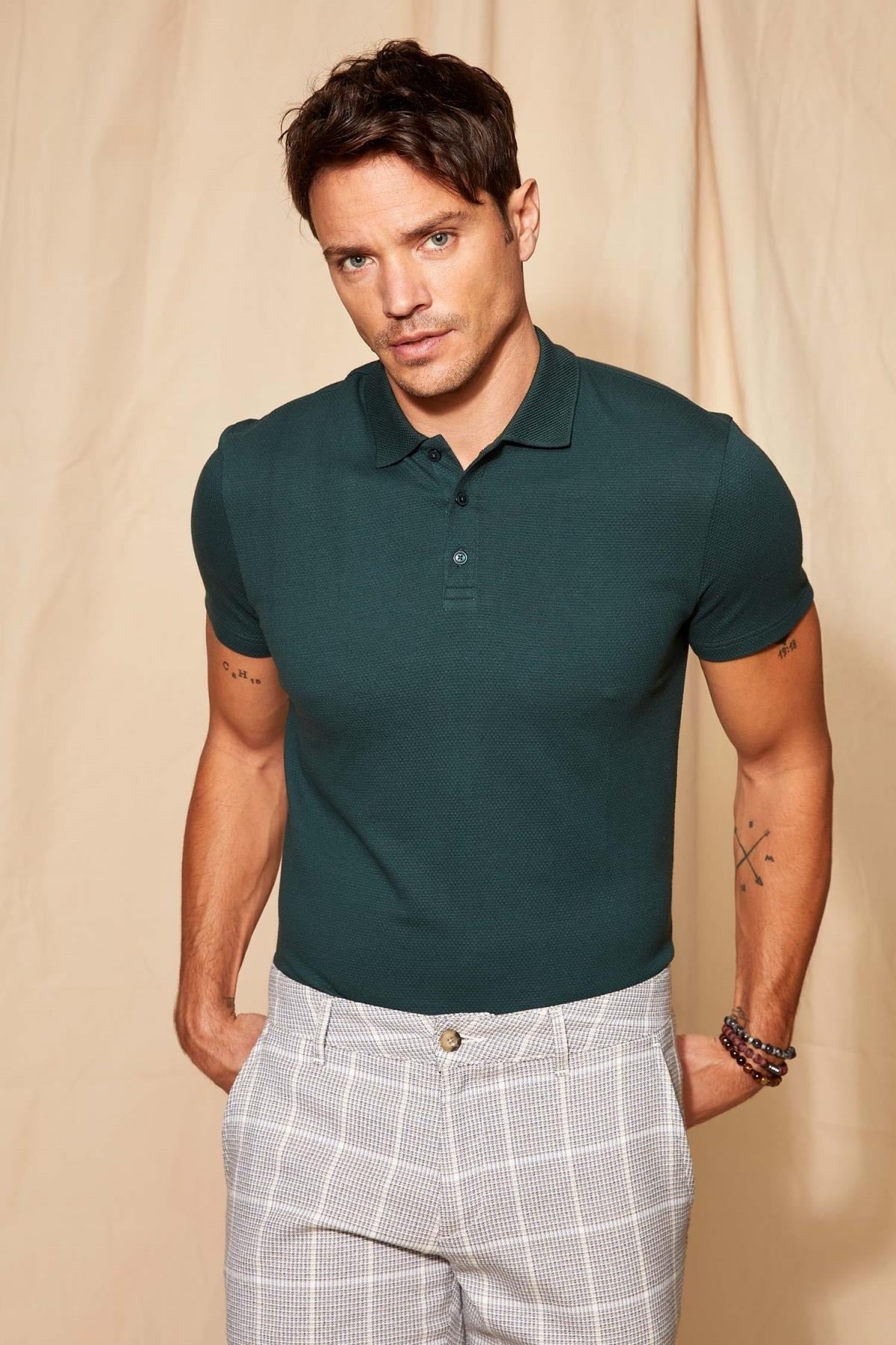 Slim Fit Polo Neck Basic Short Sleeve T-Shirt