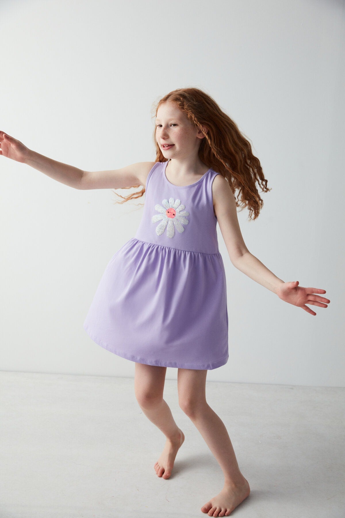 Girl's Daisy Patterned Lilac Dress