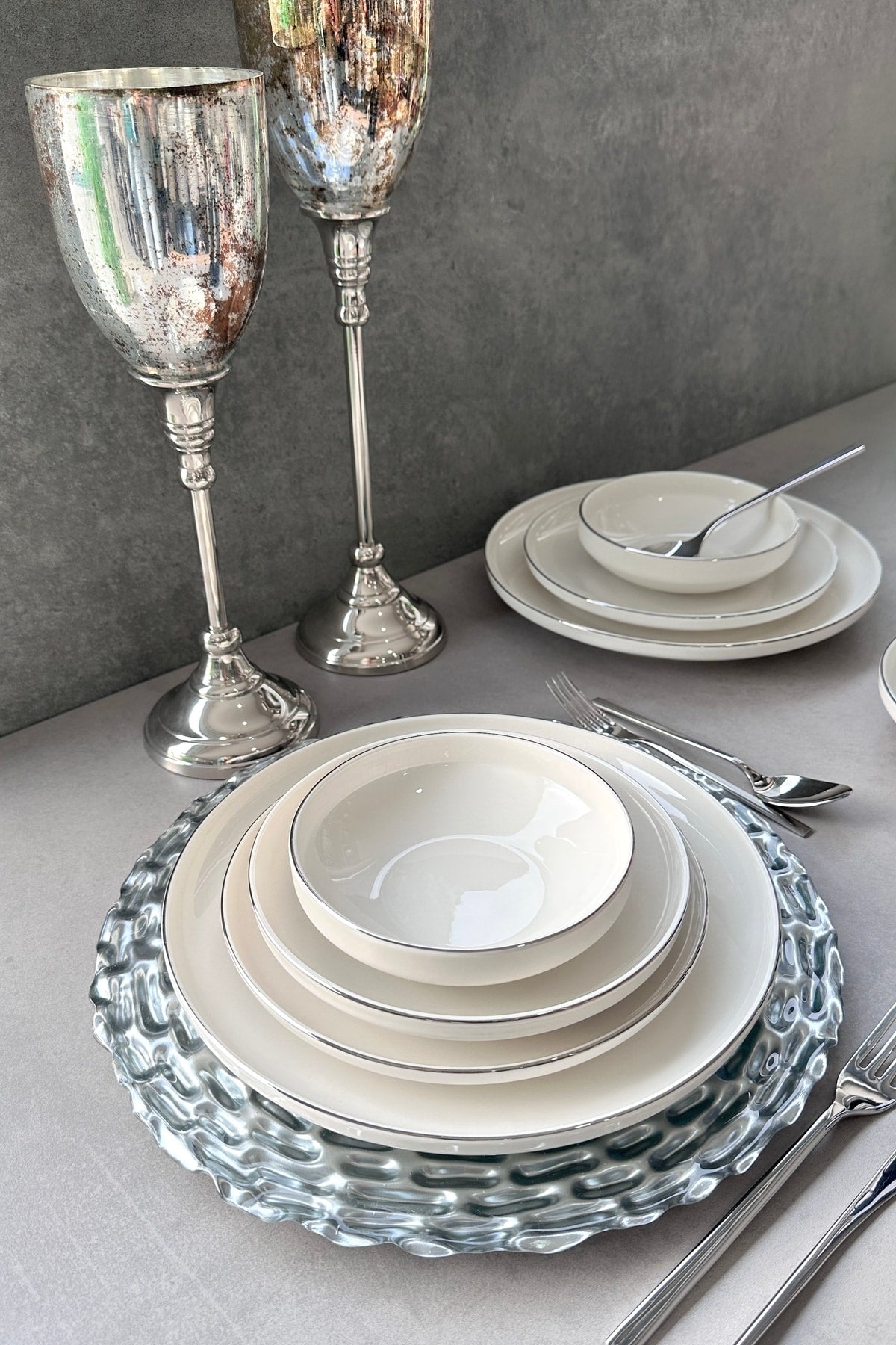 Modernes Silber-Platin-Essgeschirr, 24-teilig, für 6 Personen
