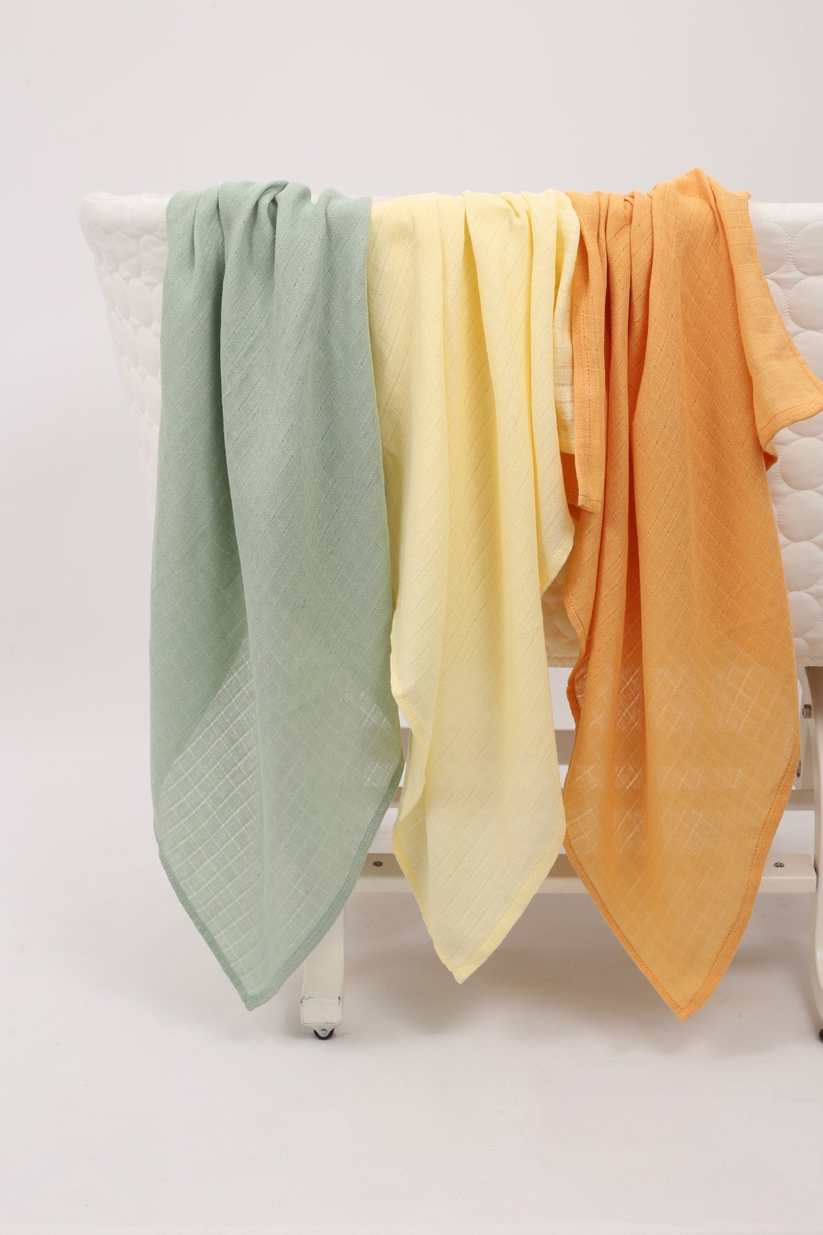 3-Purpose Muslin Cover Set - 75X75 Cm