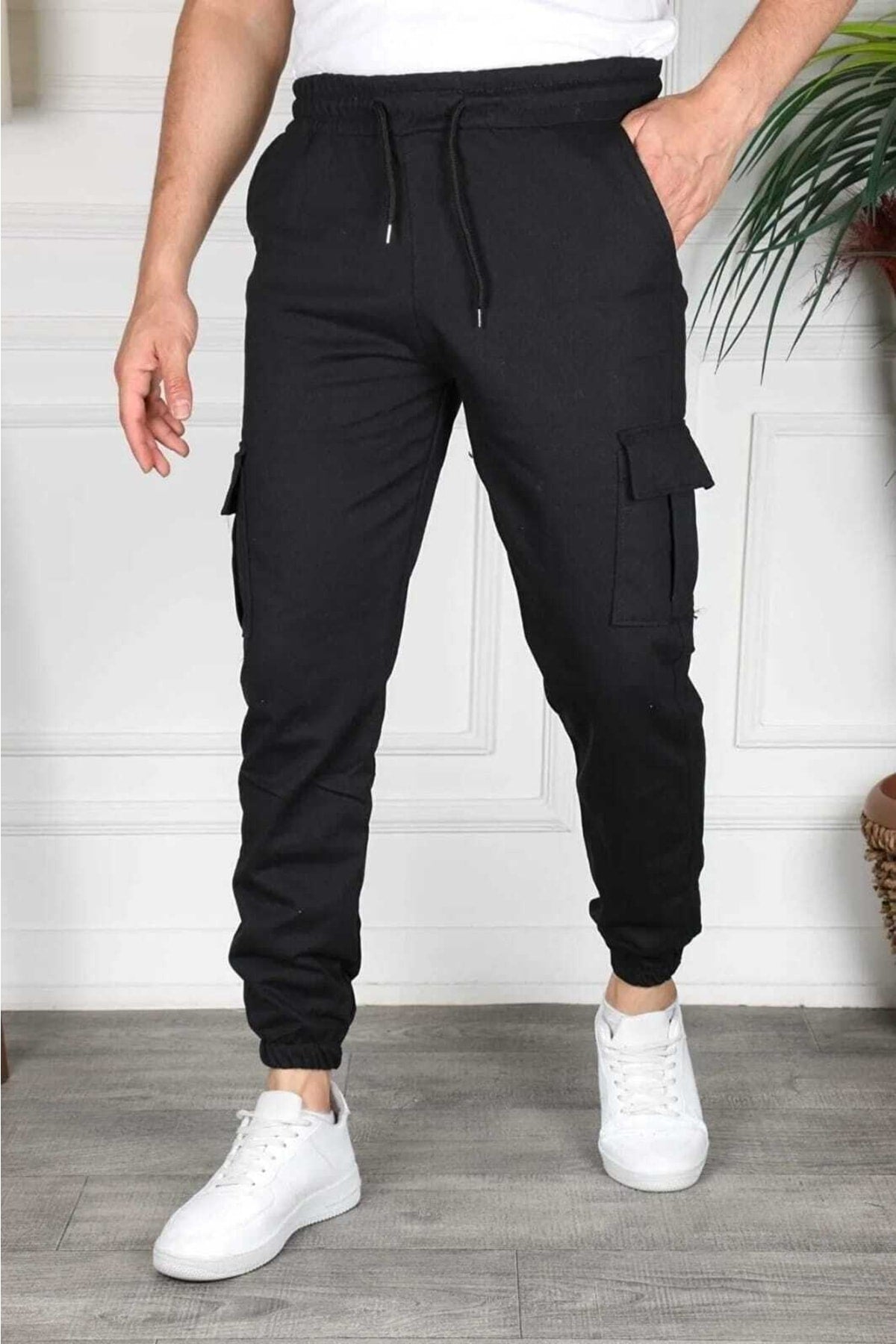 Black Color Cargo Pocket Slim Fit Jogger Bottom Tracksuit Bfplus1