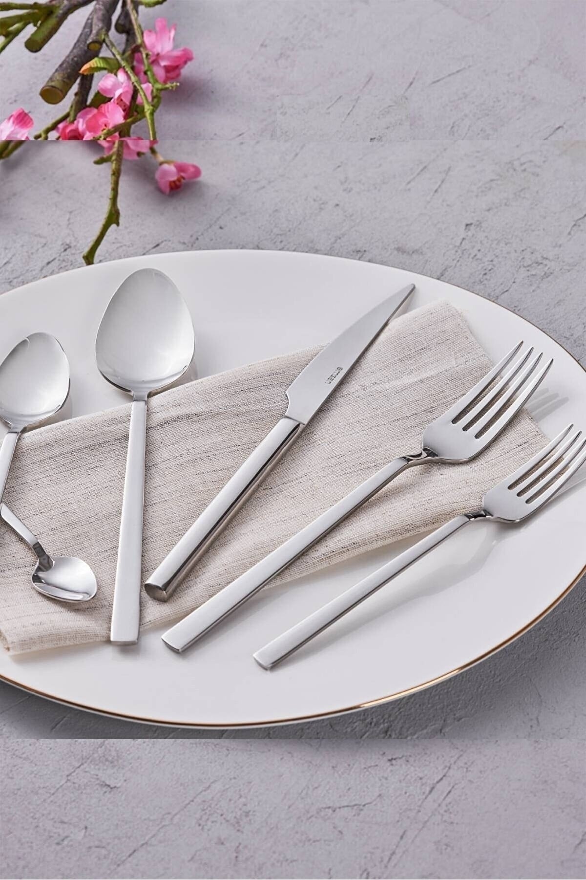 Cedar Elegance 84 Pcs Cutlery Set For 12 Persons Boxed