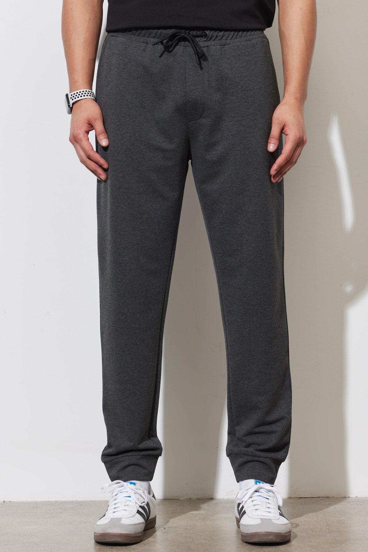 Standard Fit Normal Cut Pocket Bequeme Jogginghose aus Baumwolle