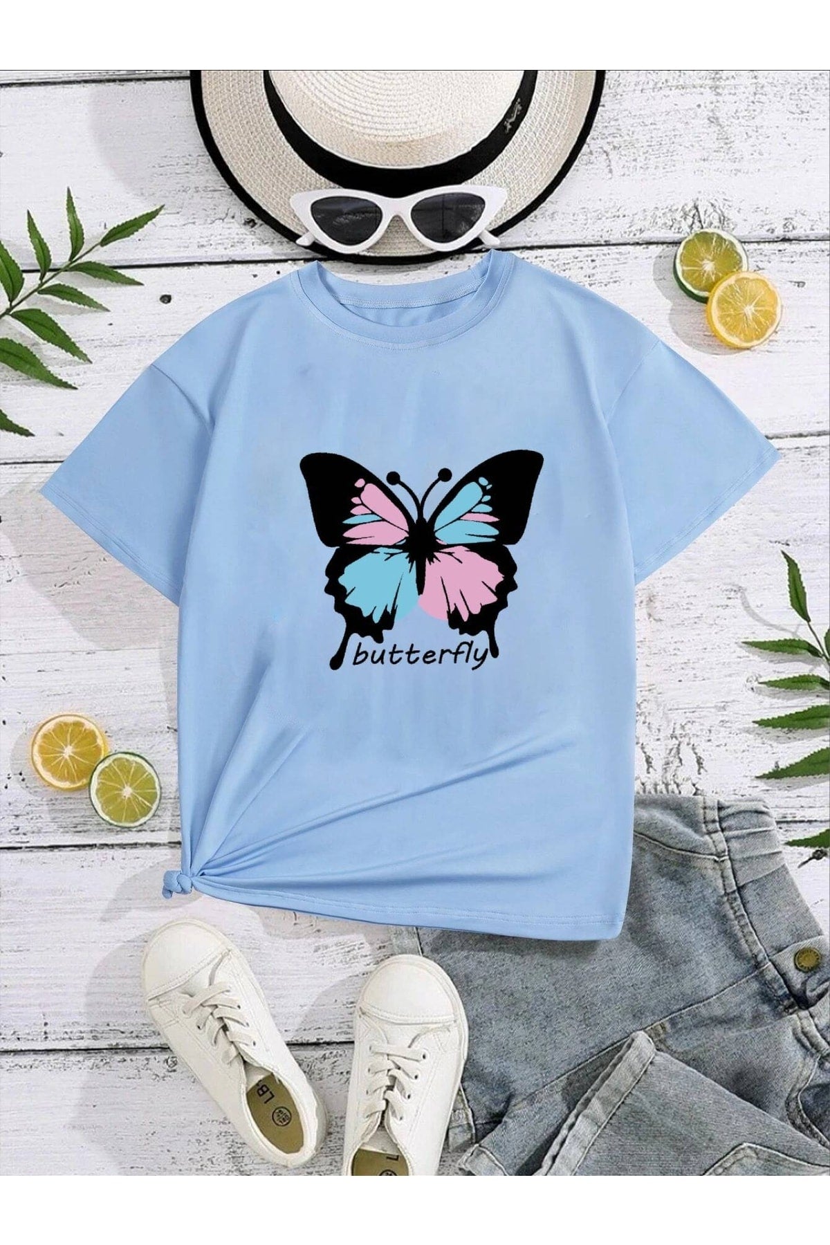 T-Shirt für Mädchen mit Rundhalsausschnitt und Schmetterlings-Print