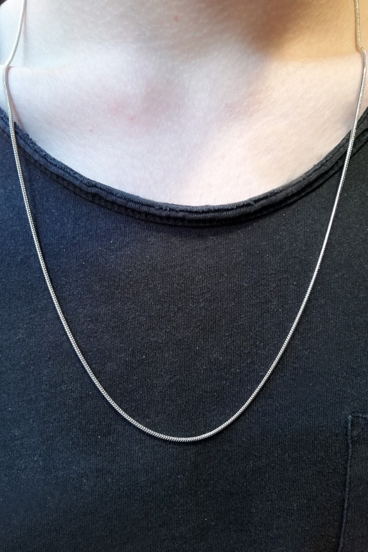 Unisex Silber Farbe Dünne Schlange Modell Kette Halskette 60 Cm