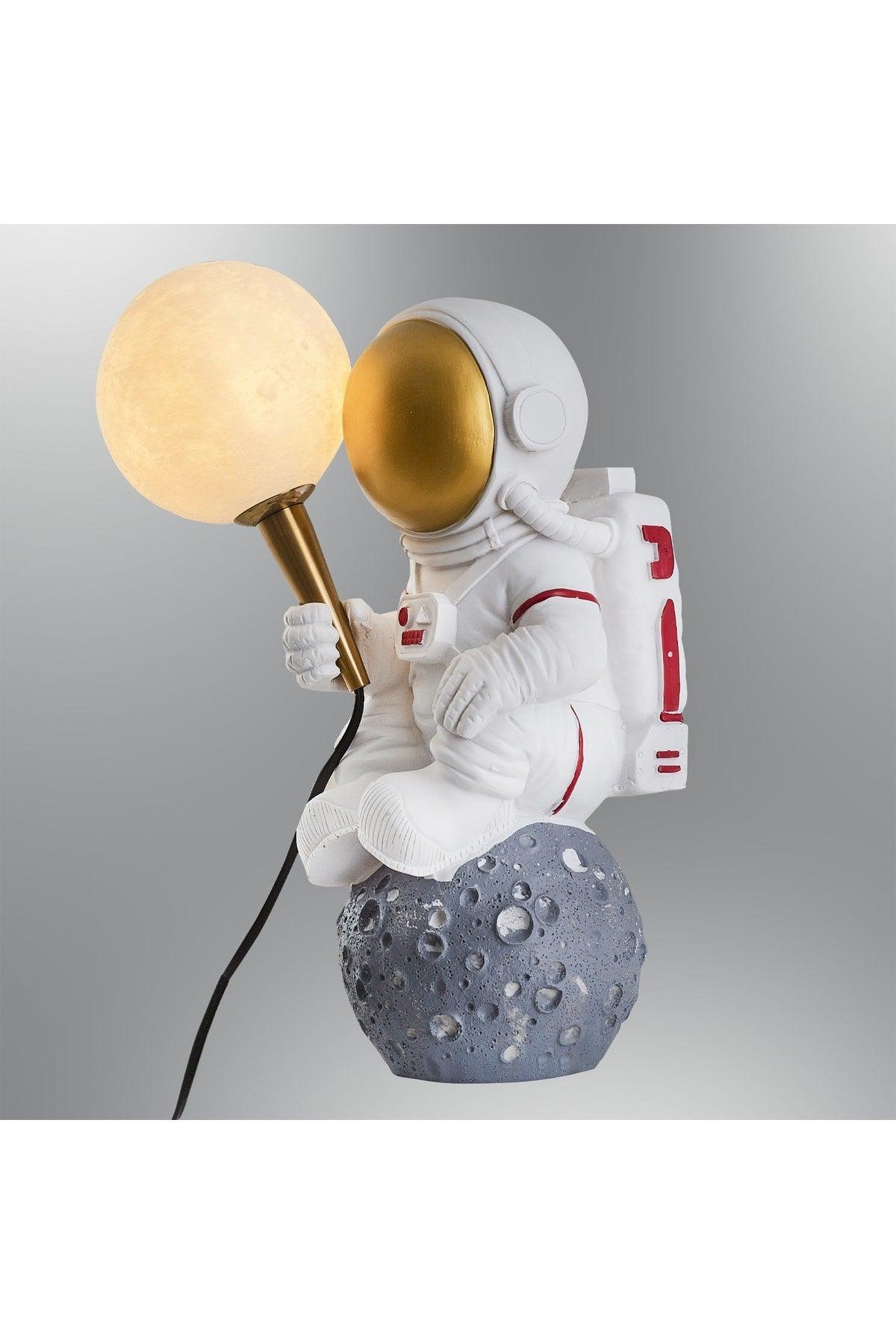 2050-1 Astronaut Table Lamp Limited Edition Product - Swordslife