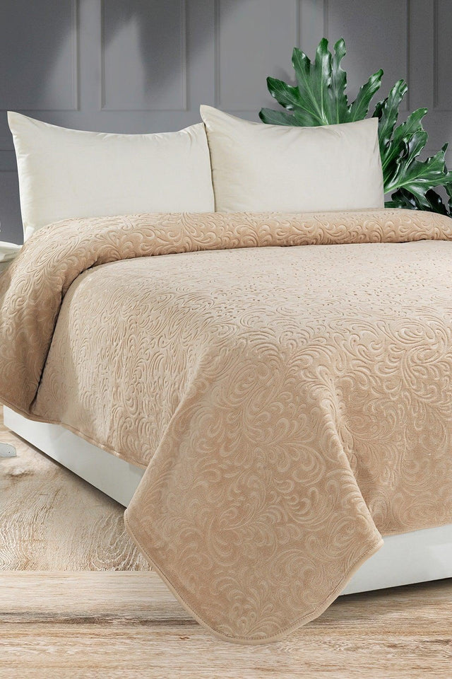 2.8 Kg Embos Printed Pamela Thick Double Blanket 230x240 Cm Cappuccino - Swordslife