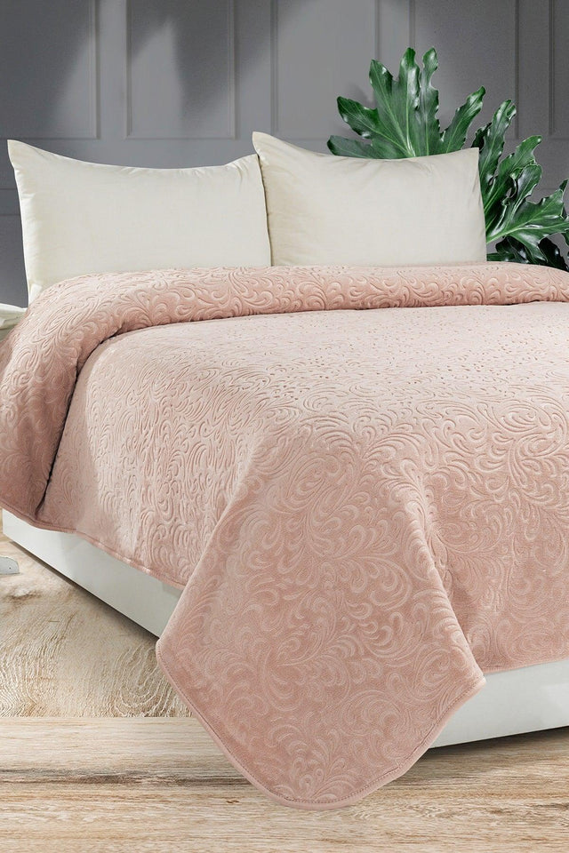 2.8 Kg Embos Printed Pamela Thick Double Blanket 230x240 Cm Powder - Swordslife