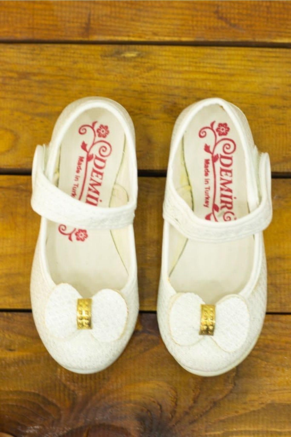 E Girl'S White Silvery Flats 1111172